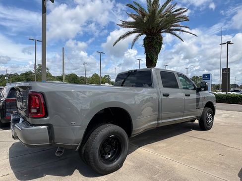 New 2026 RAM 3500 Big Horn AWD/4WD image 5