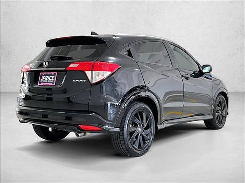 Used 2021 Honda HR-V Sport image 2