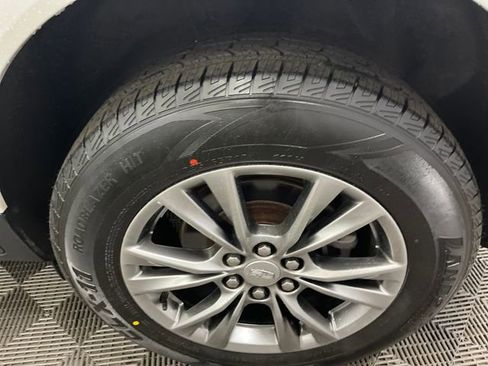 Used 2021 Cadillac XT5 Premium Luxury image 25
