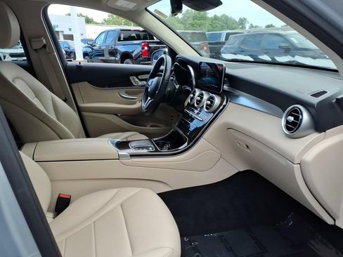 Used 2022 Mercedes-Benz GLC 300 image 16