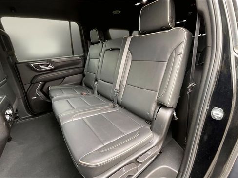 Used 2024 GMC Yukon XL SLT AWD/4WD image 22