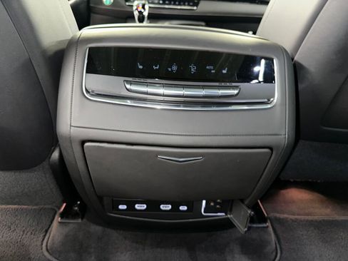 Certified 2023 Cadillac Escalade Sport Platinum w/ LPO, ONYX Package image 29