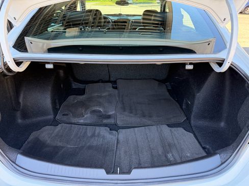 Used 2016 Chevrolet Malibu LT w/ Leather Package image 15