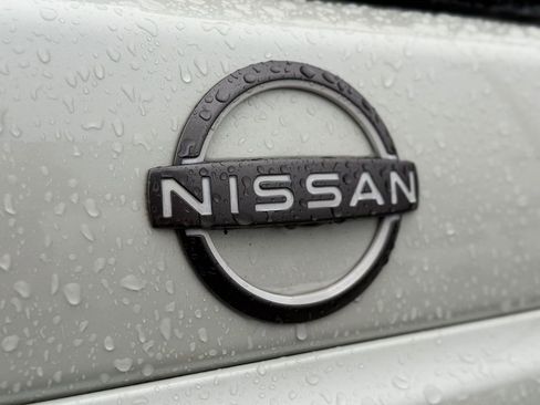 Used 2024 Nissan Murano SL image 10