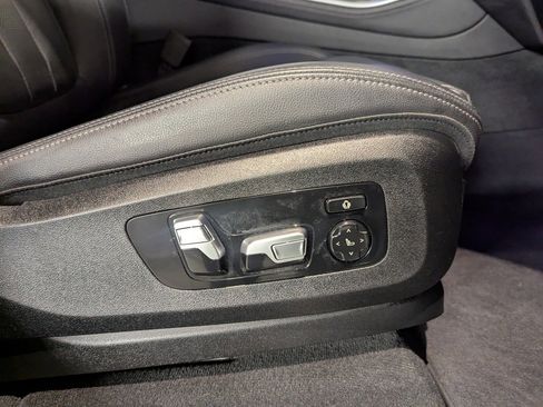 Used 2021 BMW X5 xDrive40i w/ M Sport Package image 30