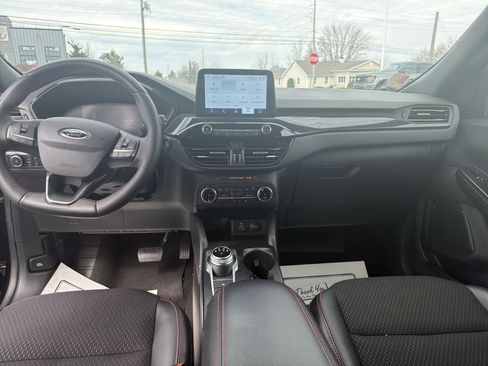 Certified 2025 Ford Escape ST-Line Select AWD/4WD image 14