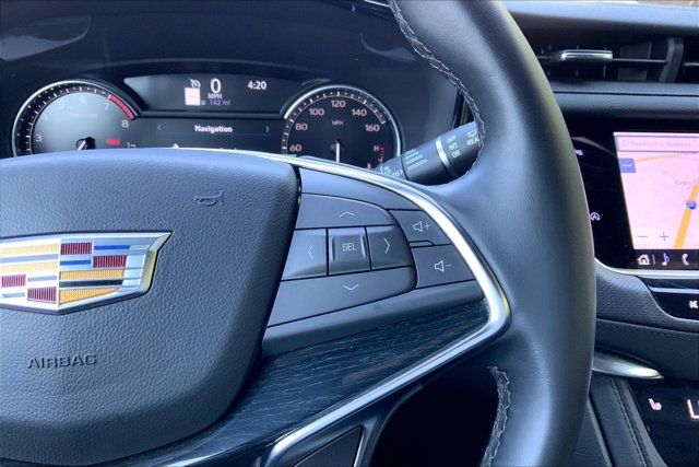 Used 2025 Cadillac XT5 Premium Luxury AWD/4WD image 19