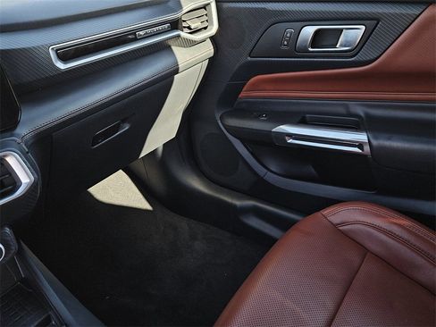 Used 2024 Ford Mustang Premium image 22