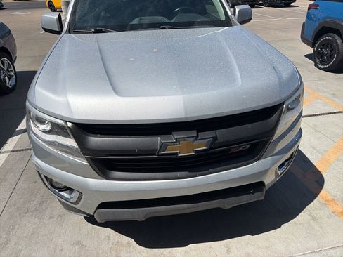 Used 2019 Chevrolet Colorado Z71 AWD/4WD image 16