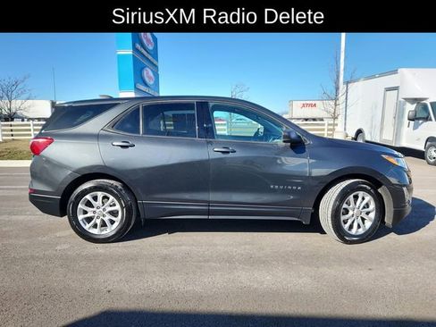 Used 2019 Chevrolet Equinox LS w/ LS Convenience Package image 12