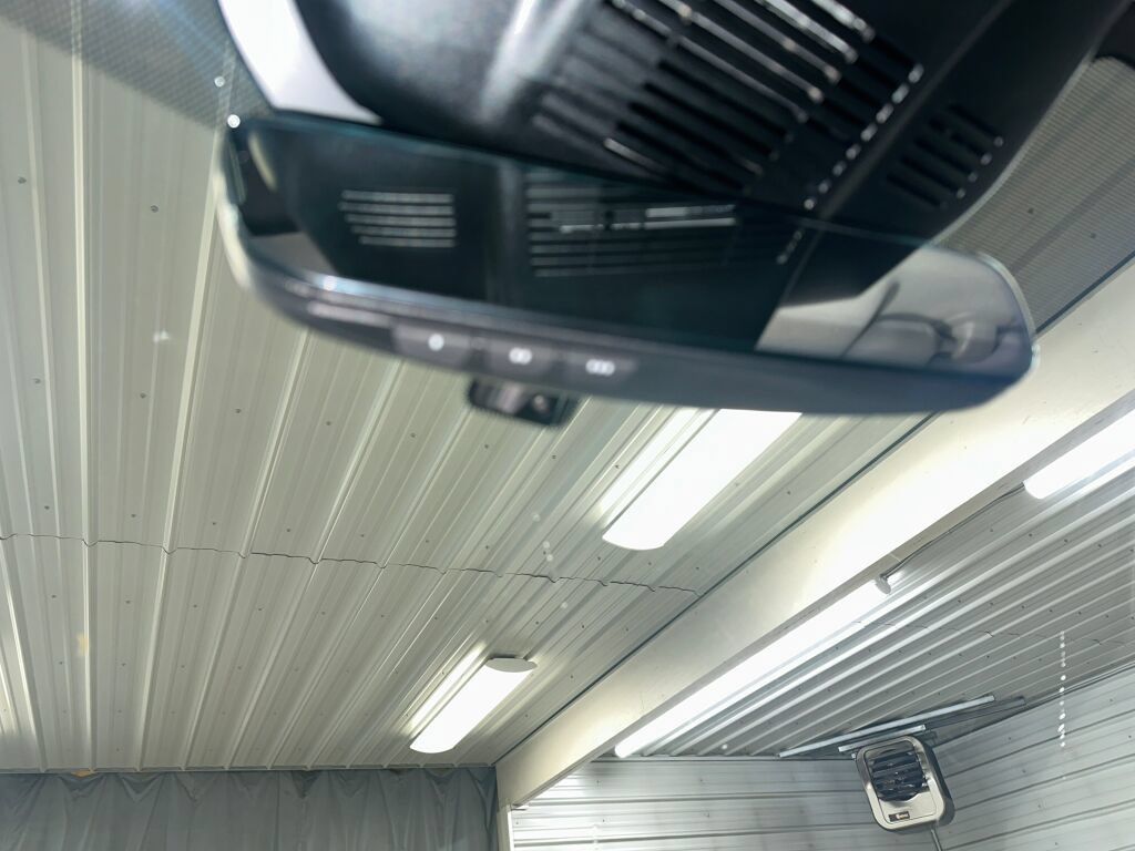 Used 2026 Nissan Rogue SV AWD/4WD image 17