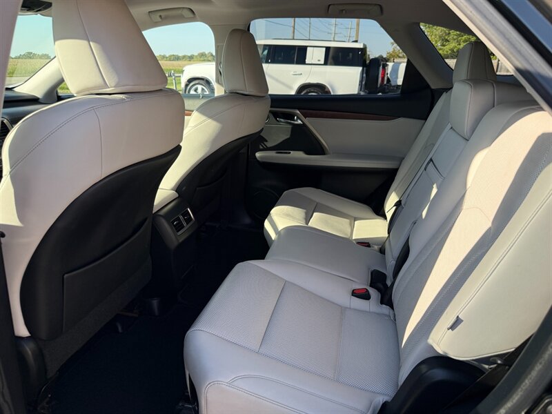 Used 2020 Lexus RX 350L FWD w/ Premium Package image 10