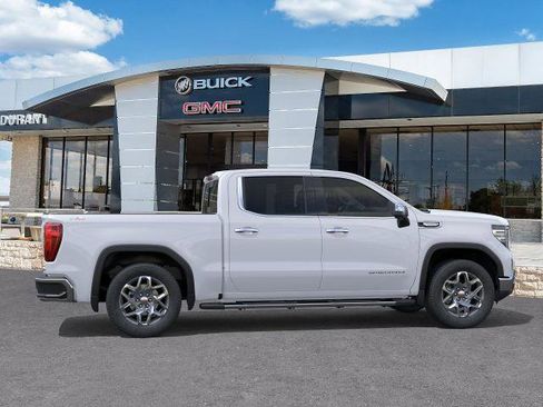 New 2026 GMC Sierra 1500 SLT image 29
