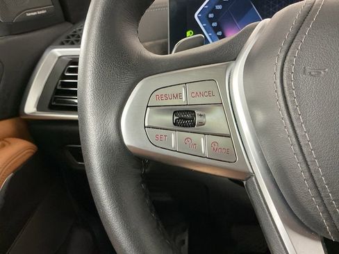 Certified 2024 BMW X7 xDrive40i w/ Premium Package image 18