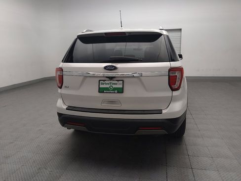 Used 2019 Ford Explorer XLT w/ Equipment Group 202A FWD image 7