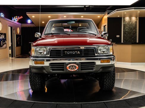 Used 1991 Toyota Pickup Deluxe image 8
