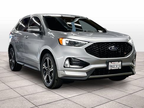 Used 2023 Ford Edge ST AWD/4WD image 2