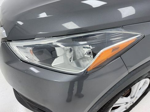 Used 2019 Nissan Kicks S w/ Interior Electronics Package image 6