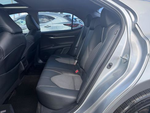 Used 2023 Toyota Camry SE w/ Convenience Package FWD image 12
