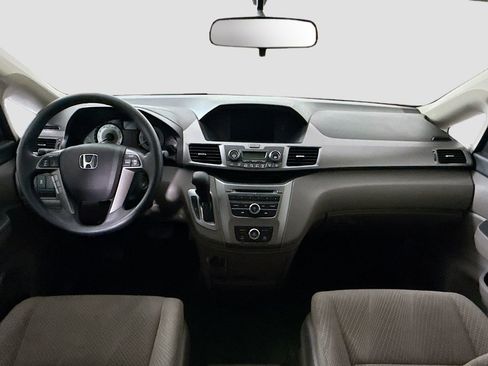 Used 2015 Honda Odyssey LX image 13
