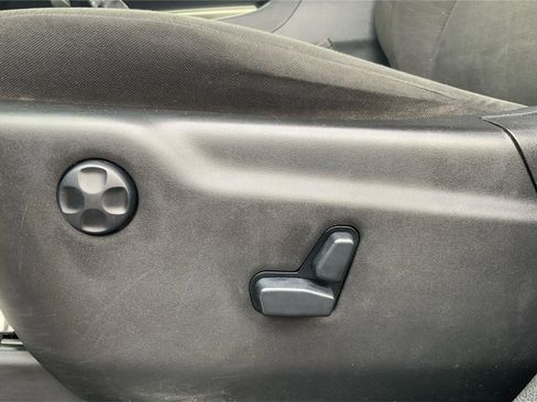 Used 2019 Dodge Durango SXT image 19