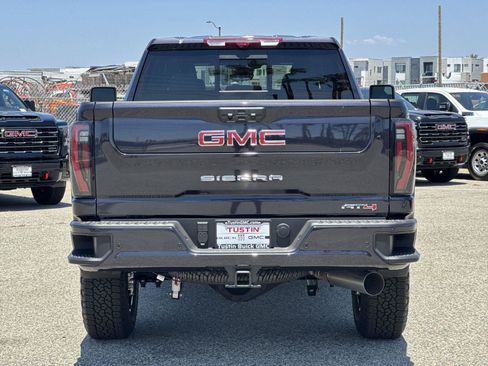 New 2026 GMC Sierra 2500 AT4 w/ AT4 Premium Plus Package AWD/4WD image 4