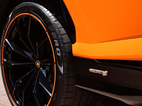 Used 2024 Lamborghini Urus S AWD/4WD image 10