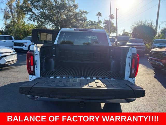 Used 2026 GMC Sierra 1500 SLT AWD/4WD image 16