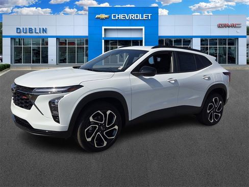 New 2026 Chevrolet Trax RS w/ Driver Confidence Package image 1