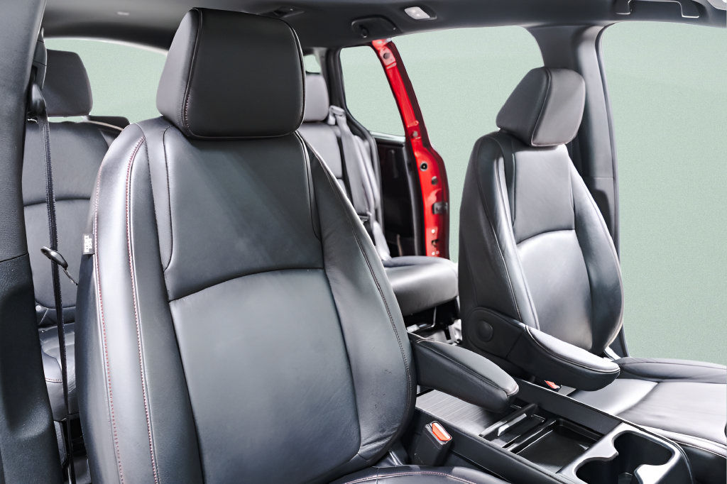 Used 2023 Honda Odyssey Sport image 38