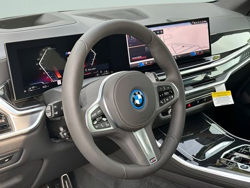 New 2026 BMW X5 xDrive50e w/ Executive Package AWD/4WD image 15
