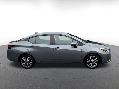 Used 2025 Nissan Versa SV FWD image 16