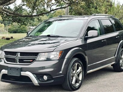 Used 2015 Dodge Journey Crossroad w/ Flexible Seating Group