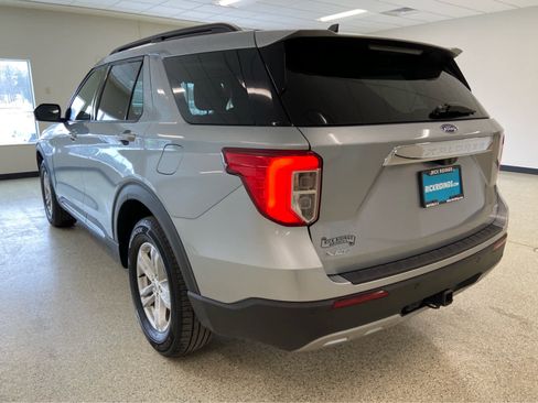 Used 2023 Ford Explorer XLT w/ Equipment Group 202A image 12