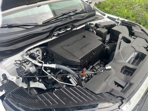 Certified 2024 Honda Pilot Touring image 41
