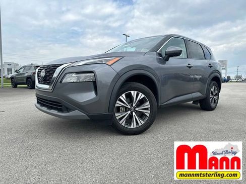 Used 2021 Nissan Rogue SV image 1