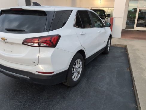 Used 2024 Chevrolet Equinox LT FWD image 5