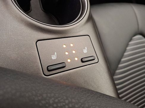 Certified 2024 Toyota Camry SE w/ Cold Weather Package image 19