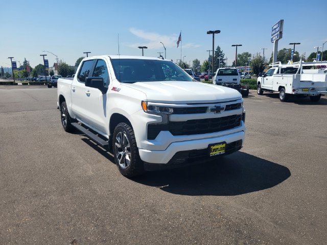 Used 2024 Chevrolet Silverado 1500 RST w/ Z71 Off-Road Package AWD/4WD image 8
