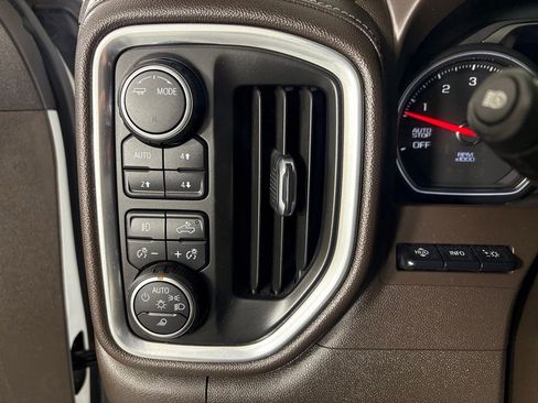 Used 2022 Chevrolet Silverado 1500 LTZ w/ Technology Package AWD/4WD image 26
