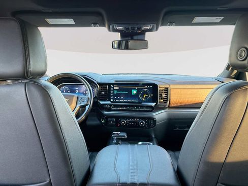 Certified 2023 Chevrolet Silverado 1500 High Country w/ Z71 Off-Road Package image 20