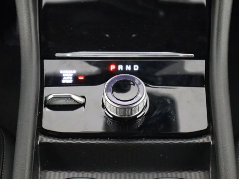 Used 2025 Jeep Grand Cherokee Limited w/ Trailer Tow Package AWD/4WD image 28