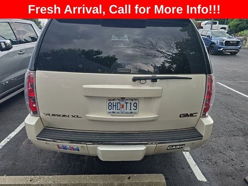Used 2014 GMC Yukon XL Denali AWD/4WD image 22