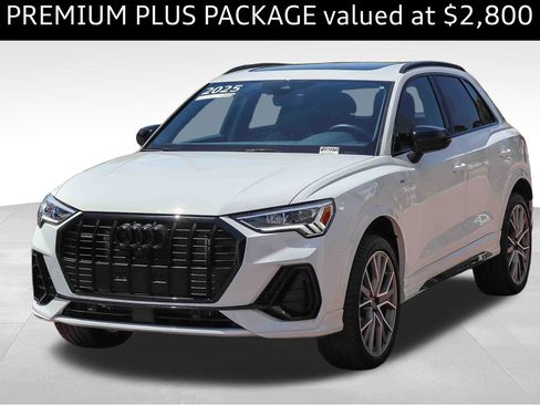 Certified 2025 Audi Q3 2.0T Premium Plus w/ Premium Plus Package AWD/4WD image 3