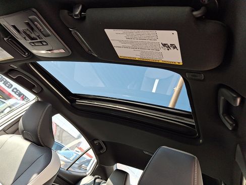 Used 2026 Toyota Camry XLE w/ Convenience Package image 15