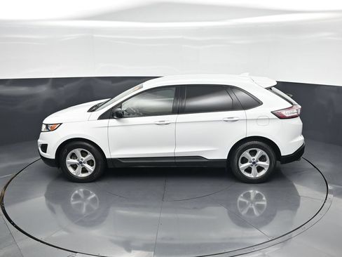 Used 2017 Ford Edge SE FWD image 37