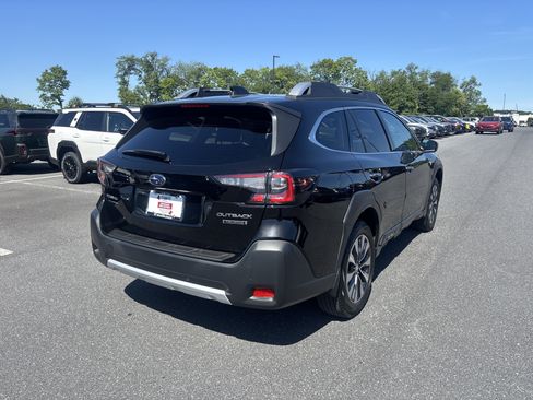 Certified 2024 Subaru Outback Touring AWD/4WD image 21