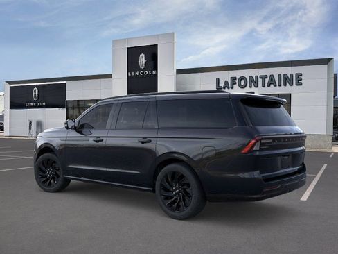 New 2026 Lincoln Navigator L Reserve AWD/4WD image 4