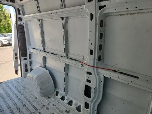 Used 2023 RAM ProMaster 2500 FWD image 24
