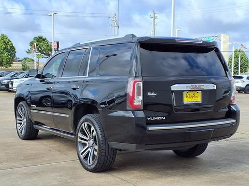Used 2018 GMC Yukon Denali w/ Denali Ultimate Package RWD image 8
